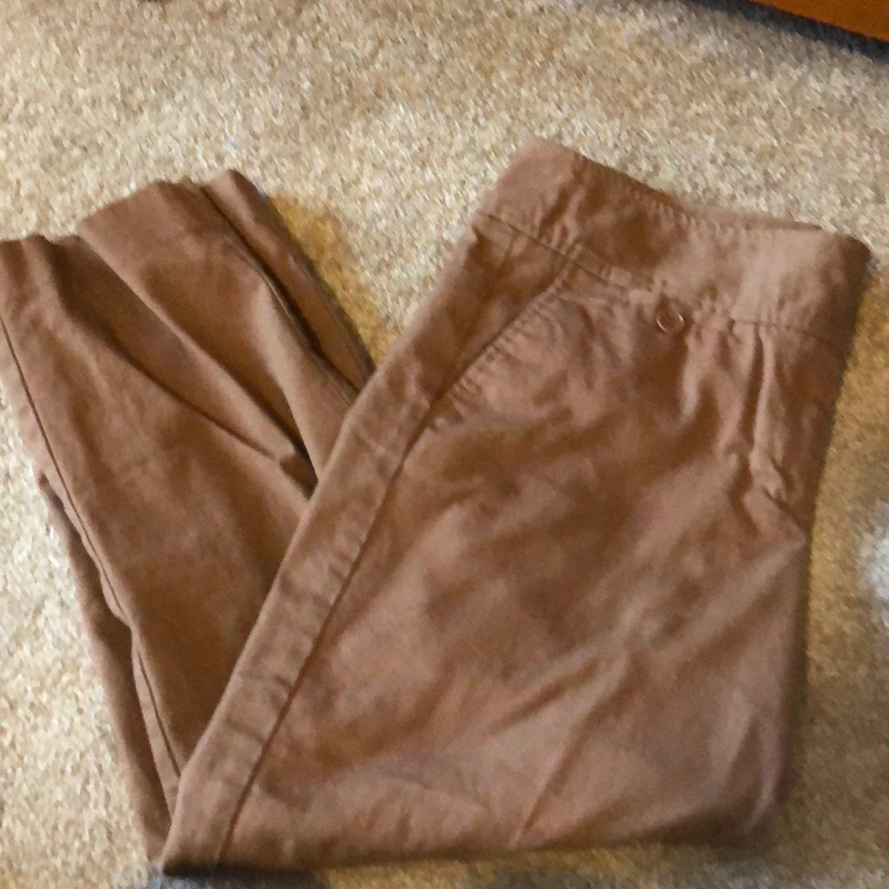 Brown cropped ankle pant